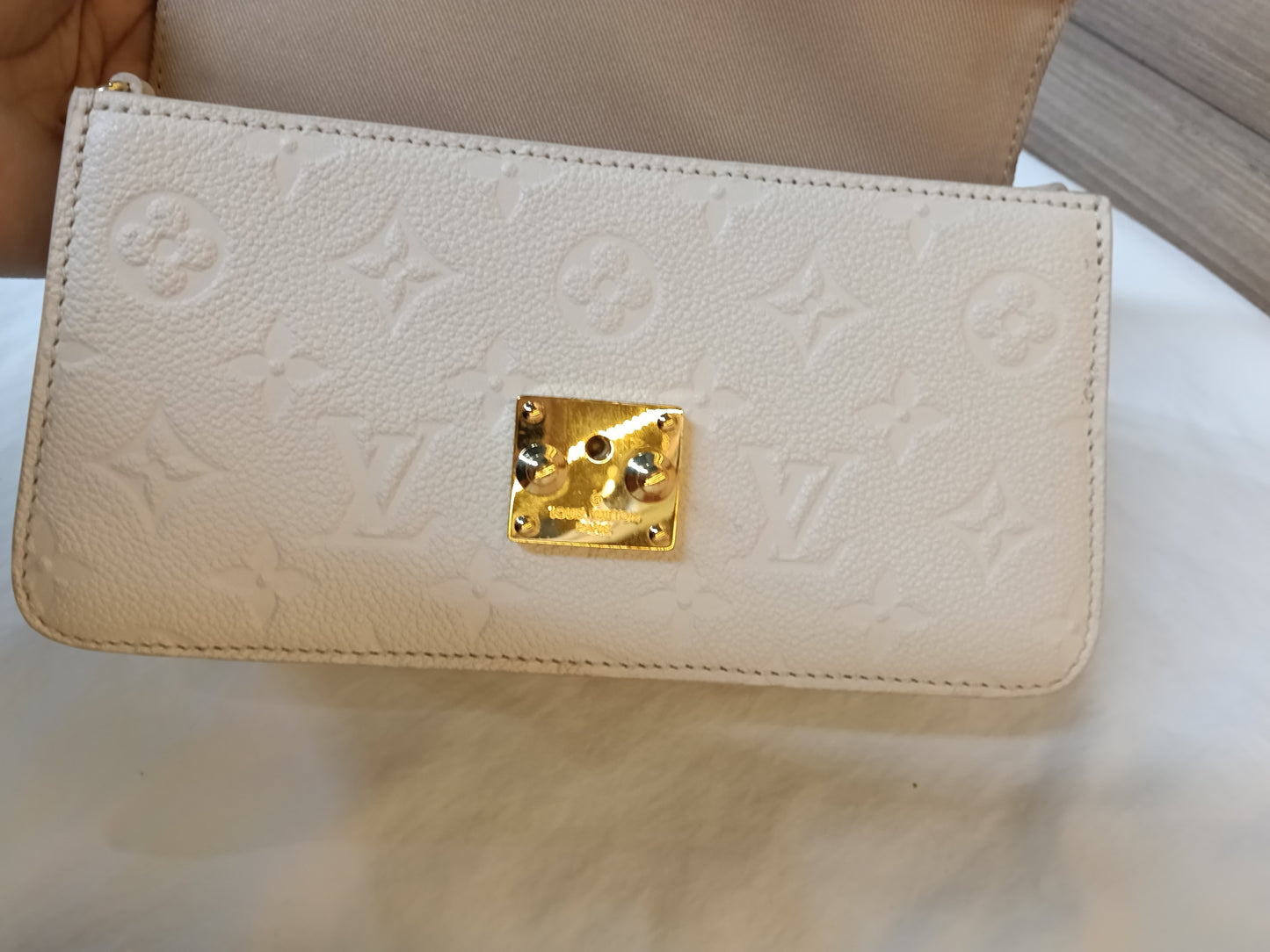 LV WOC Metis Monogram Empreinte Creme (CHIP)