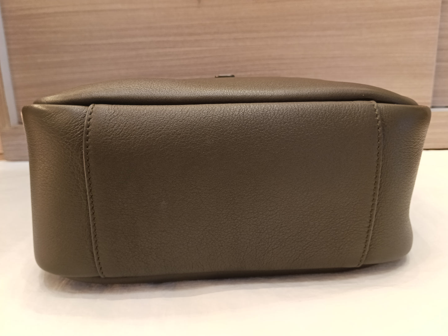 YsL Le 5 A 7 Supple Small Grained Green GHW 2025