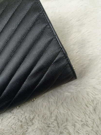 YsL WOC 22 Matelasse Monogramme Grained Black SHW 2018