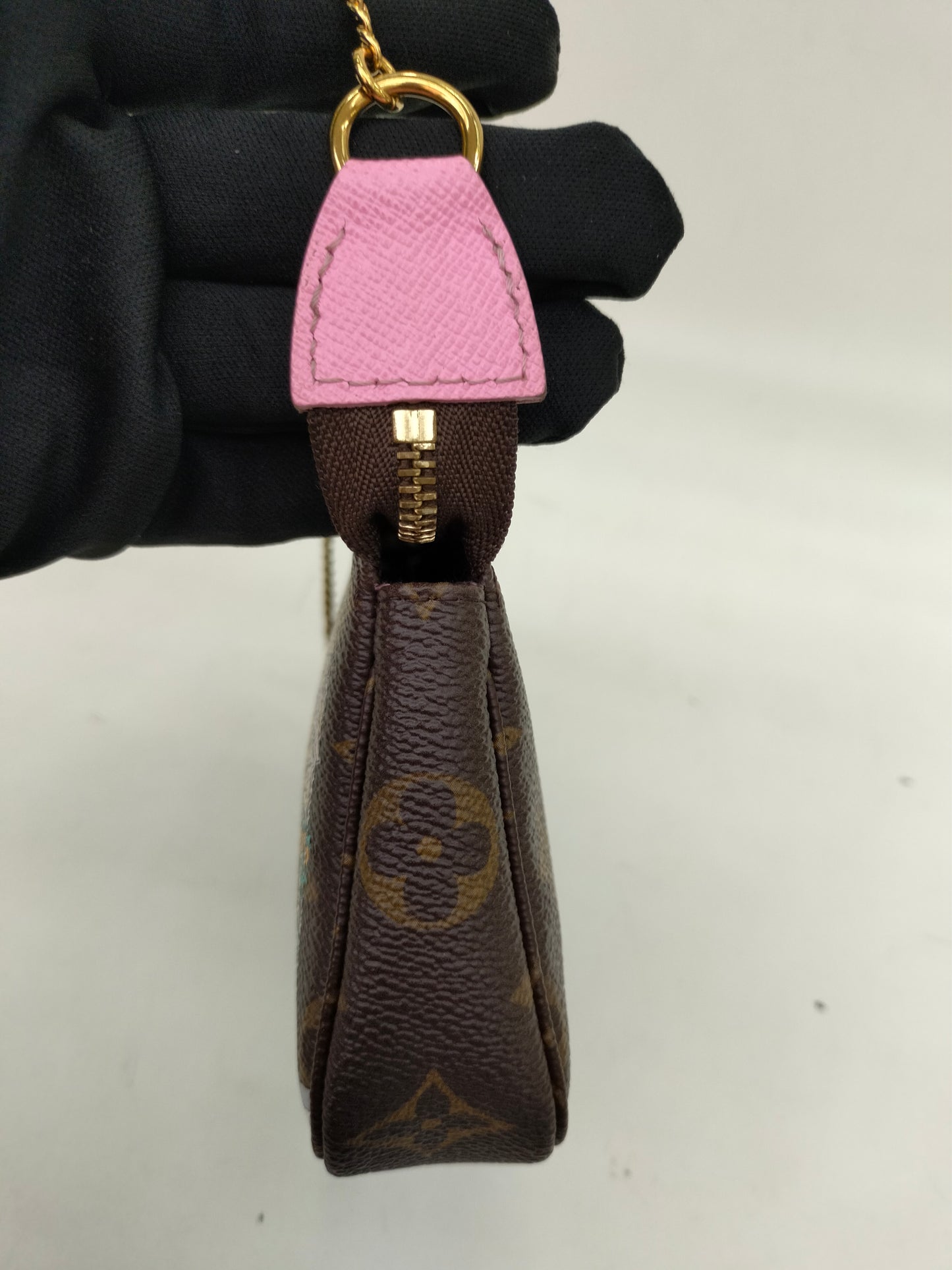 LV Mini Pochette Vivienne Holiday Monogram 2022