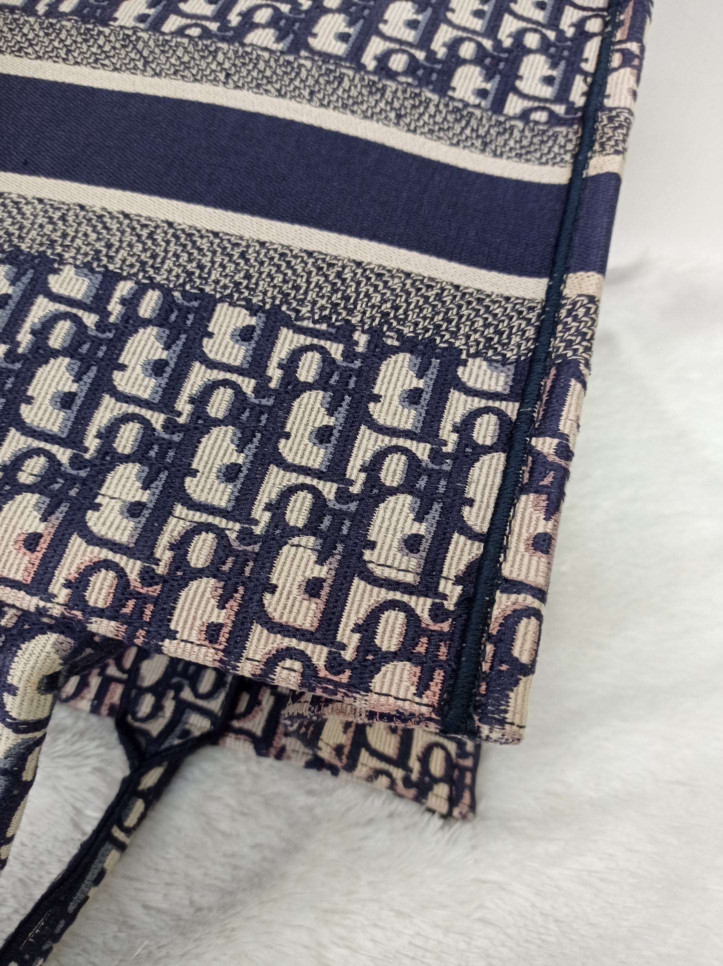 Dior Tote Book Medium Oblique Navy 2019