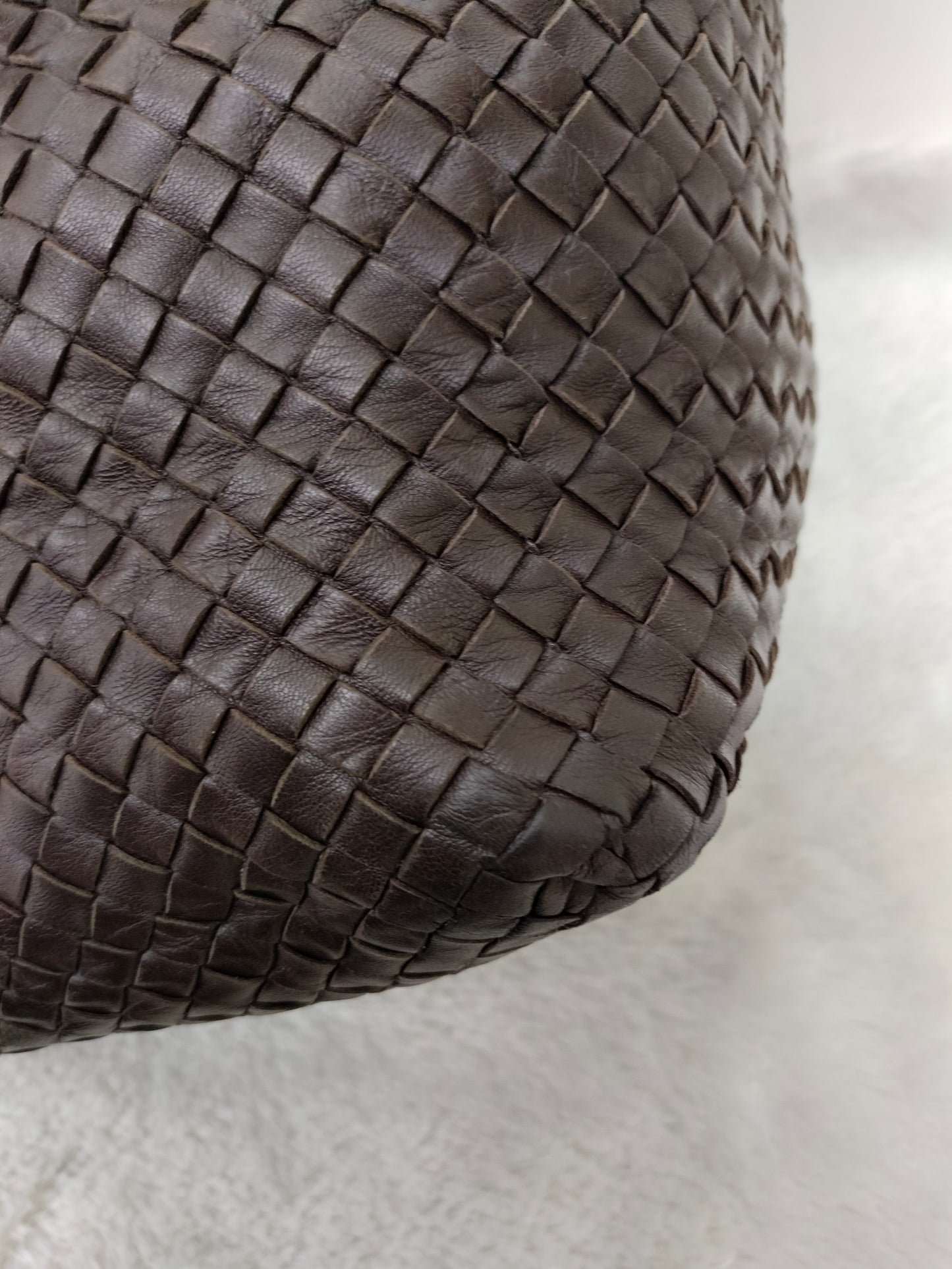 Bottega Veneta Cesta Shopper Tote Intrecciato Dark Brown