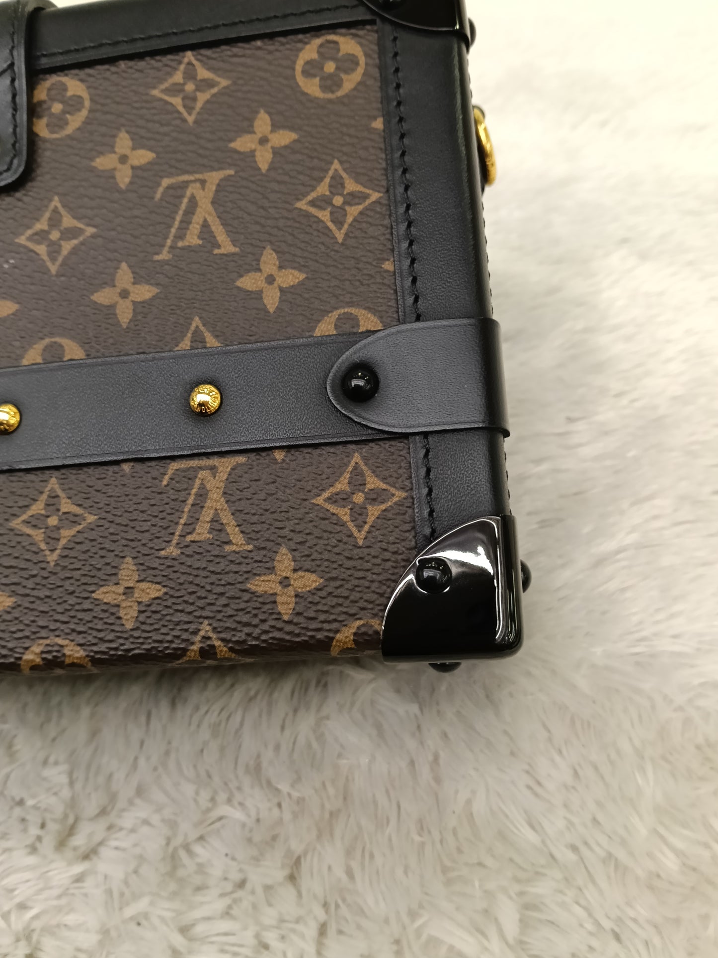 LV Petite Malle NV Monogram Capitale Noir 2019