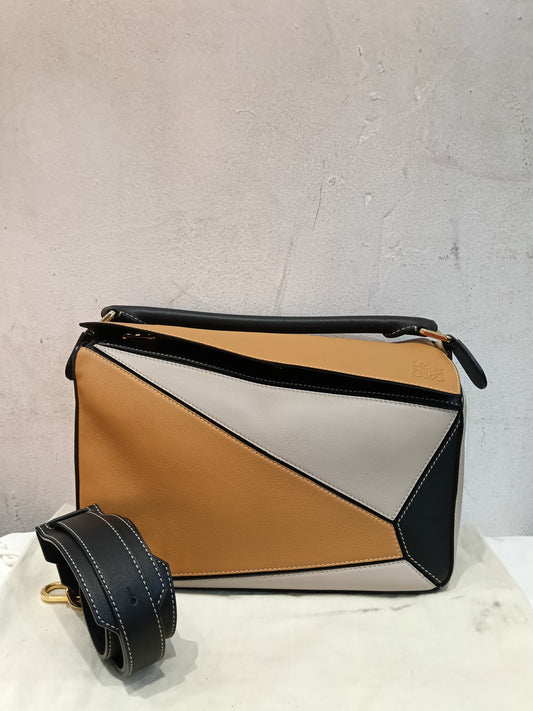 Loewe Puzzle Medium Amber Light Oat Black GHW 2019