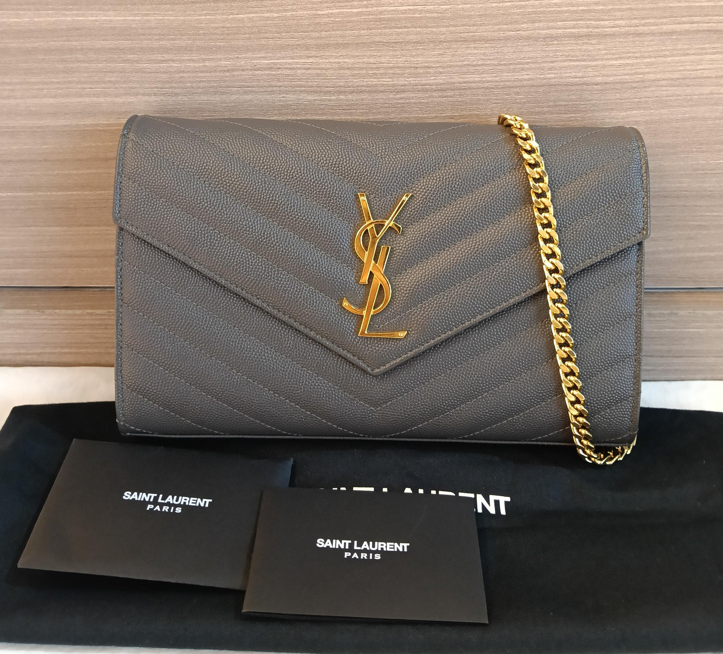 YsL WOC 22 Matelasse Monogramme Grained Grey GHW 2019