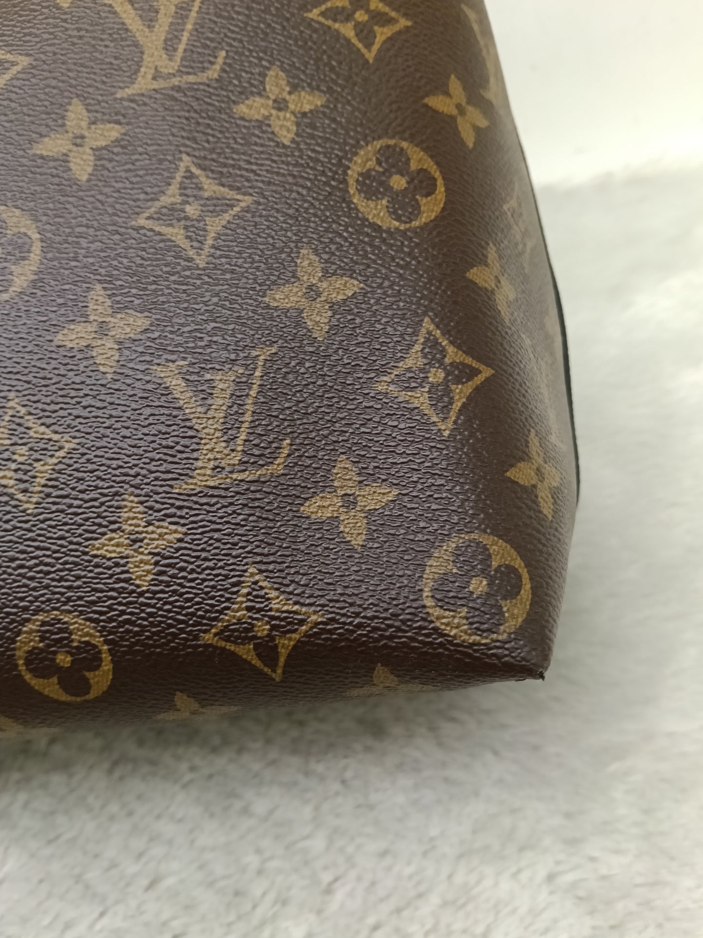 LV Flower Hobo Monogram Bordeaux 2018