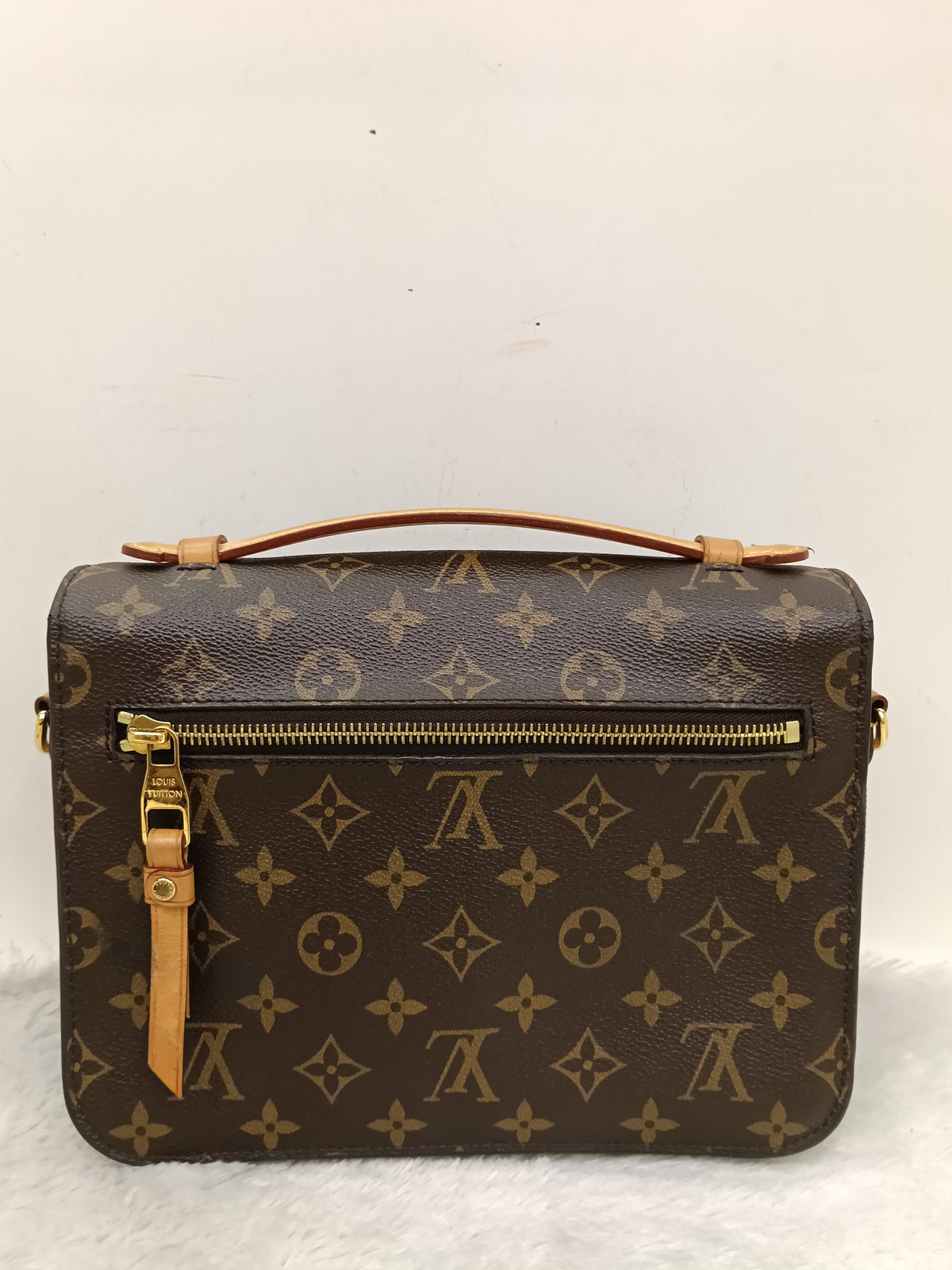 LV Metis Monogram 2013
