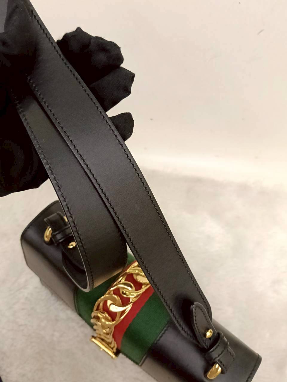 Gucci Sylvie Small Web Calfskin Black GHW