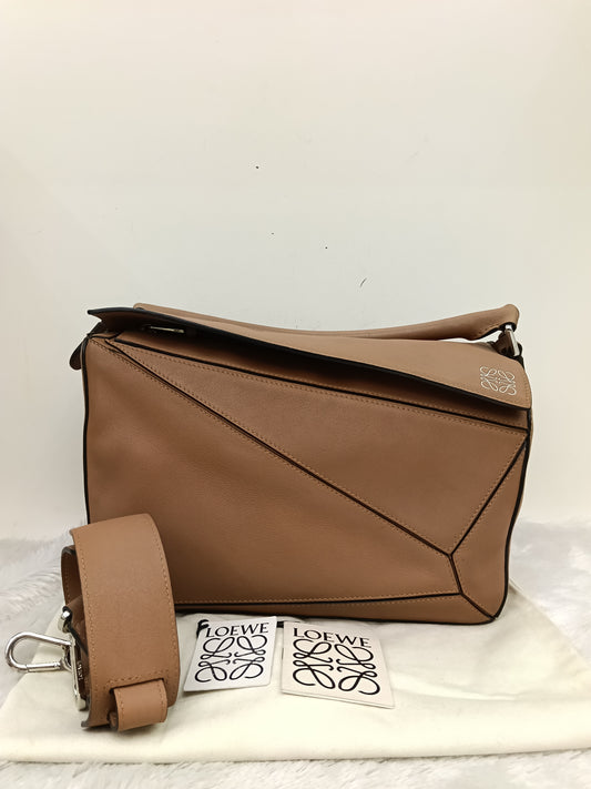 Loewe Puzzle Medium Calfskin Tan SHW 2017