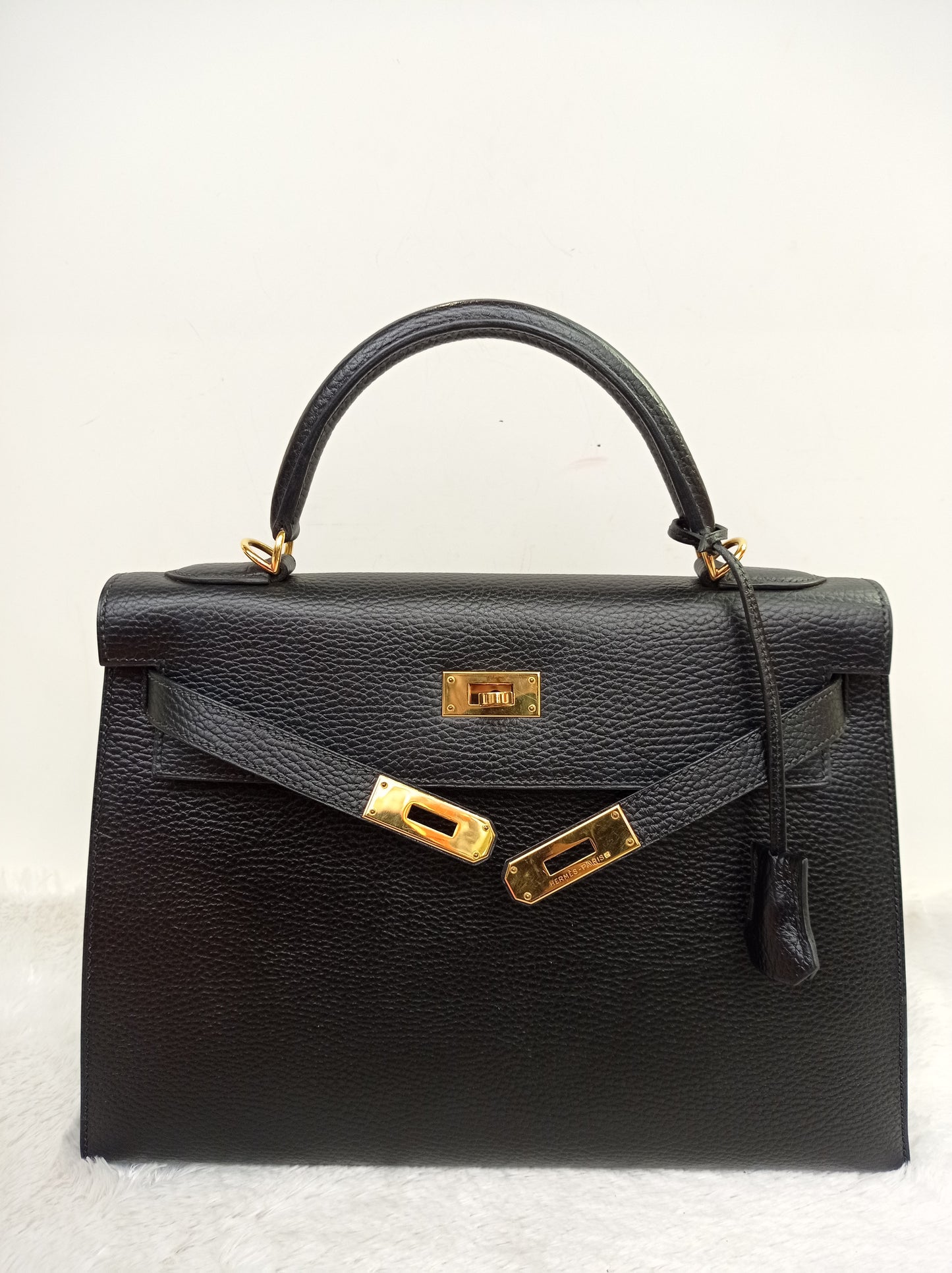 K32 Ardines Black GHW #E square