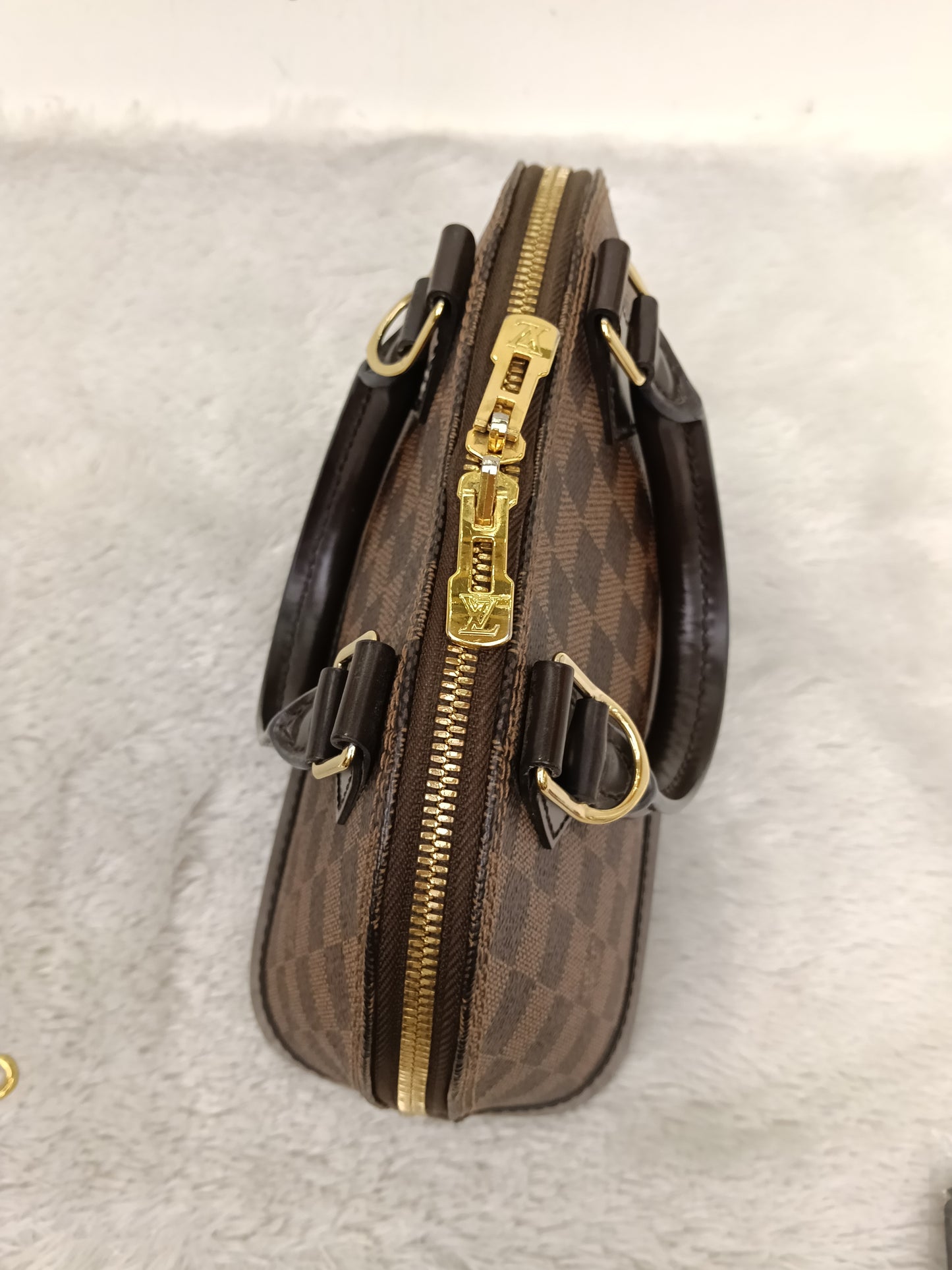 LV Alma BB Damier 2022 (CHIP)