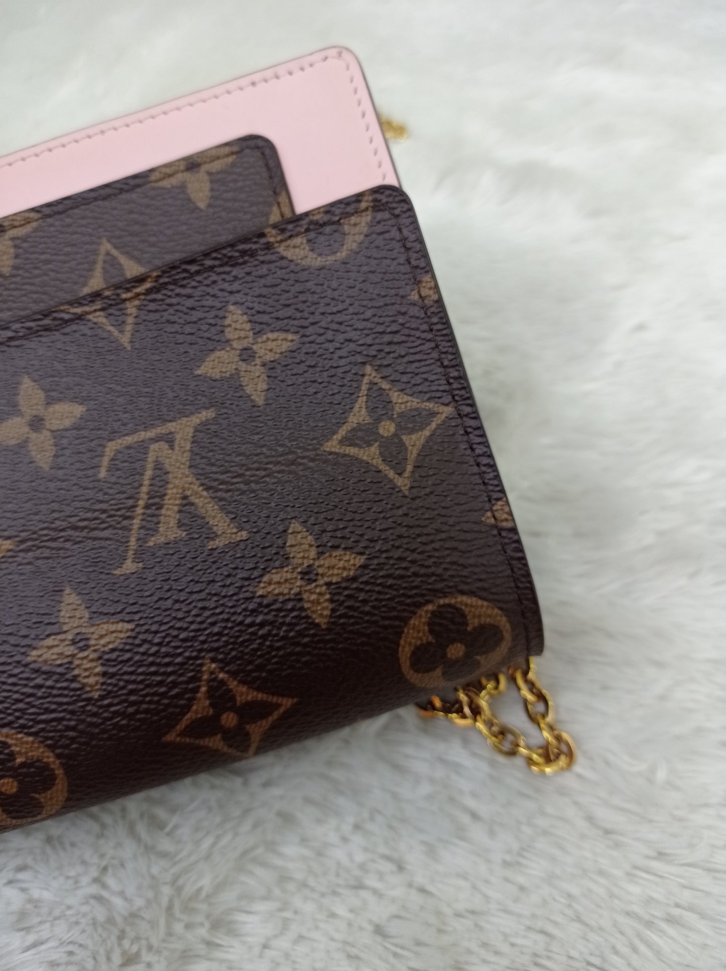 LV Flore Chain Wallet Monogram Rose Ballerine 2020
