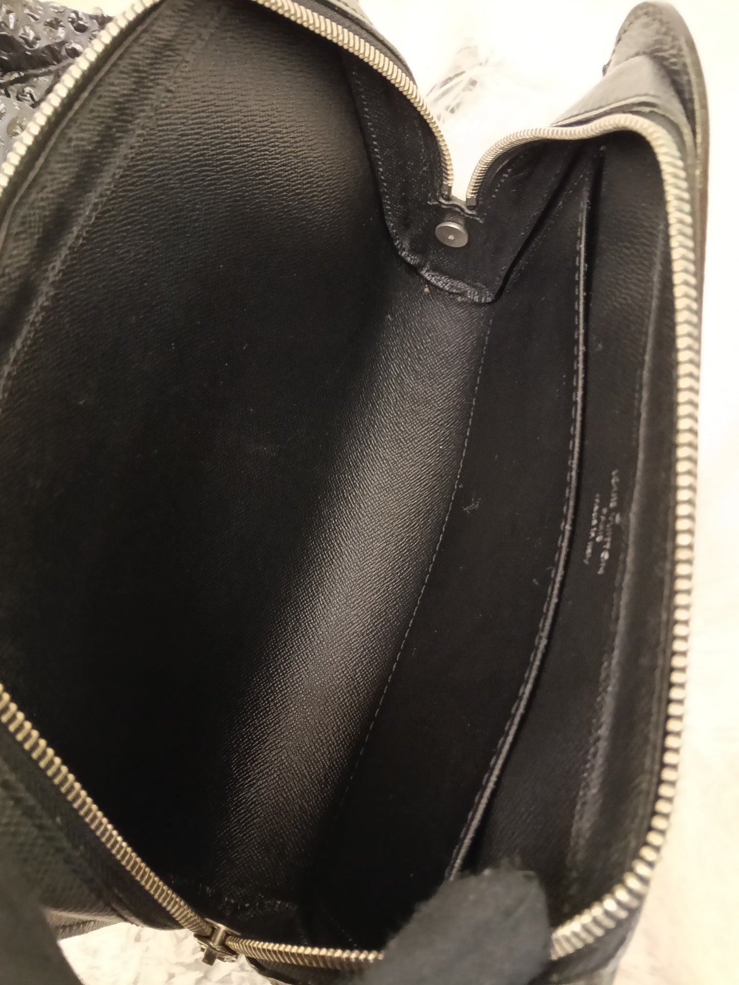 LV Baikal Clutch Taiga Black 2012