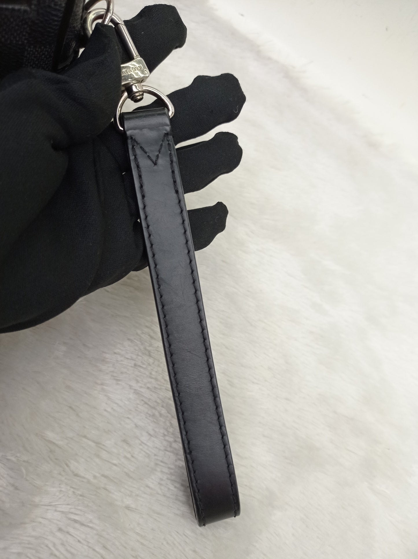 LV Kasai Clutch Graphite 2017