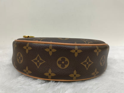 LV Loop Monogram (CHIP)