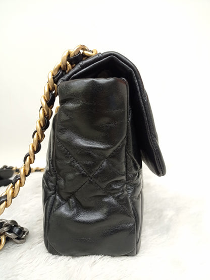 Chanel C19 Medium Lamb Black GHW #29