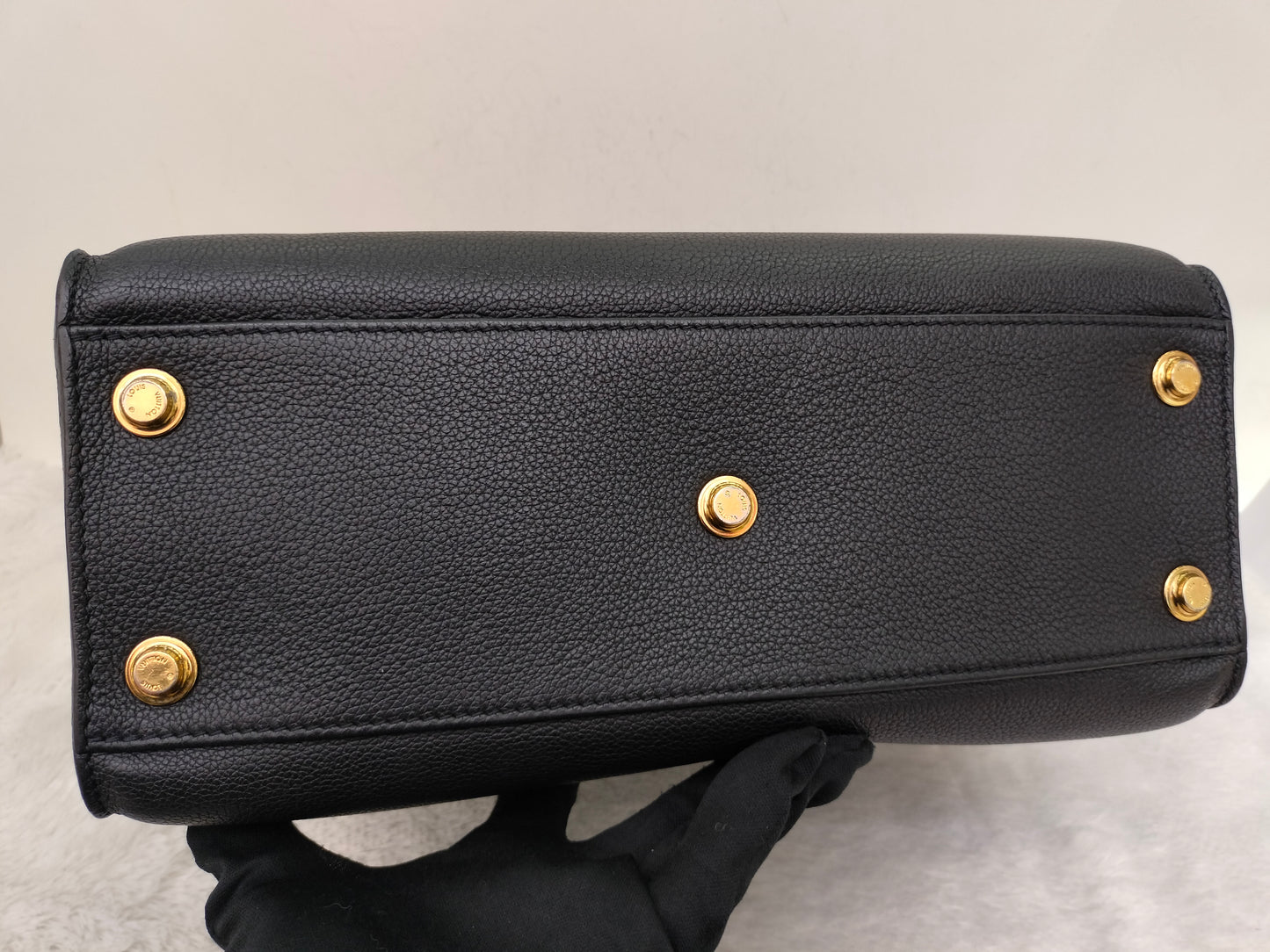 LV On My Side MM Monogram Grained Noir 2019