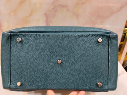 Lindy 30 Clem Bicolor PHW #R square