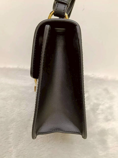 Gucci Sylvie Small Web Calfskin Black GHW