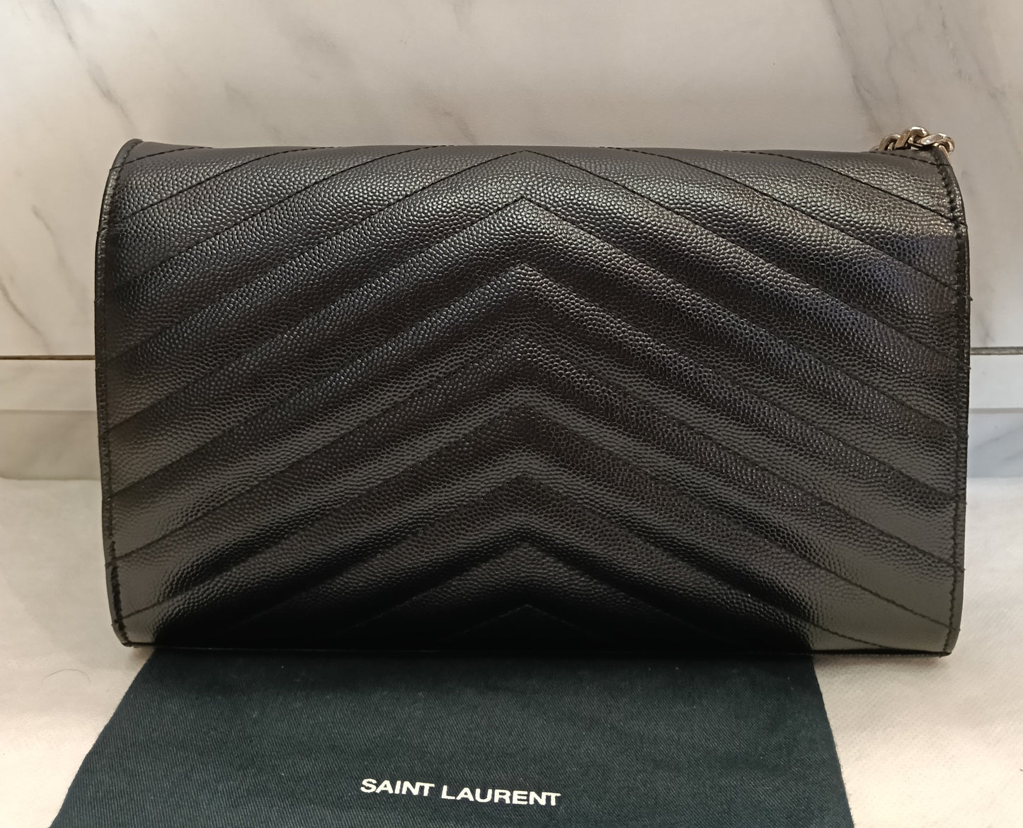 YsL WOC 22 Cassandre Chevron Grained Black SHW 2015