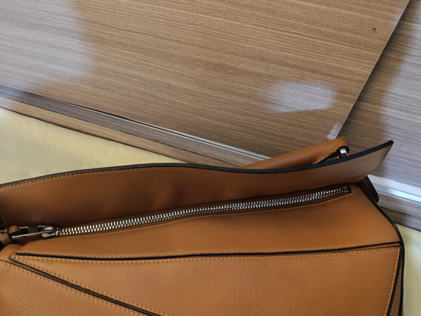 Loewe Puzzle Medium Tan SHW 2018