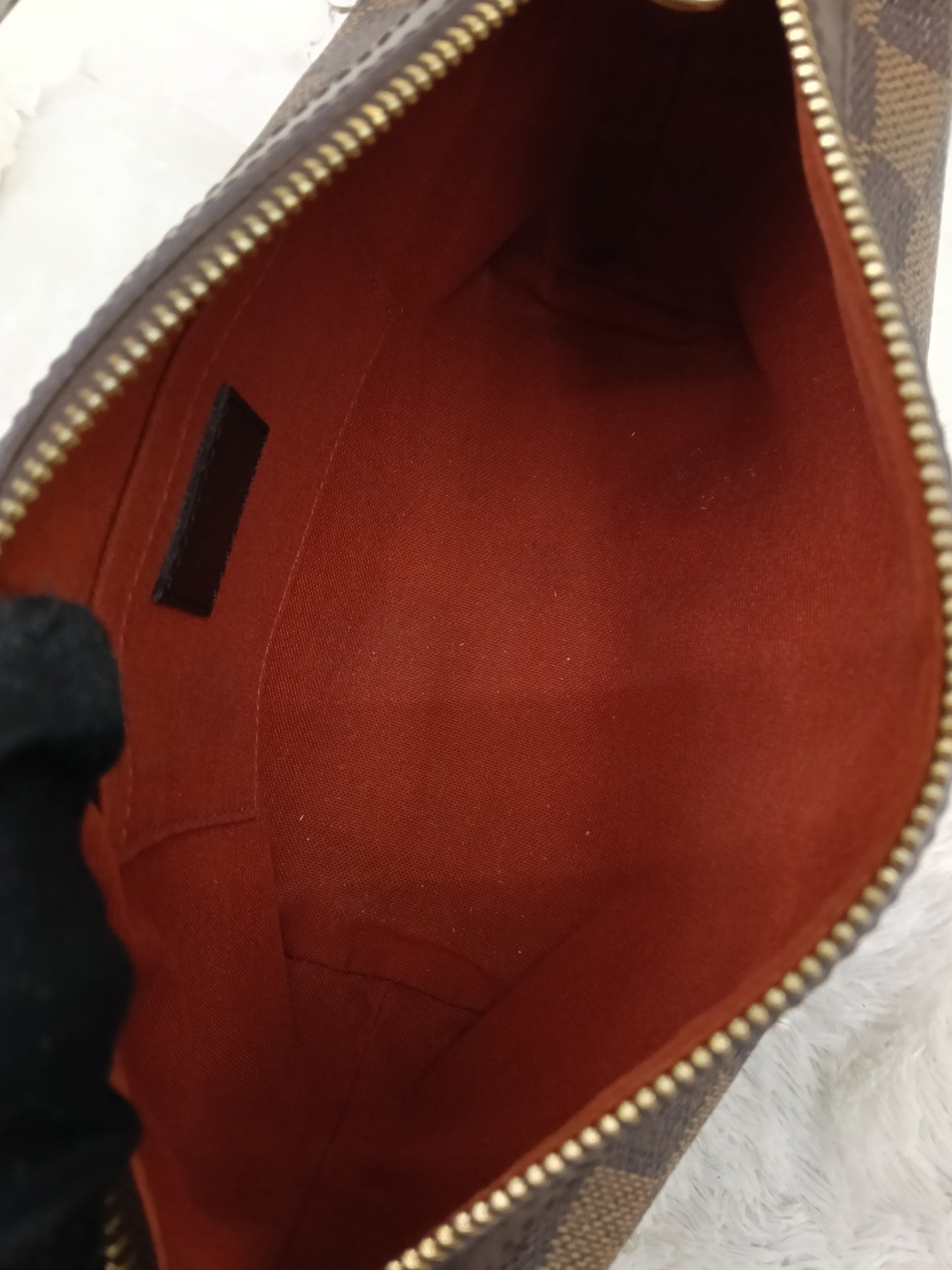 LV Illovo PM Damier 2005