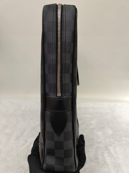 LV PDV Graphite 2016