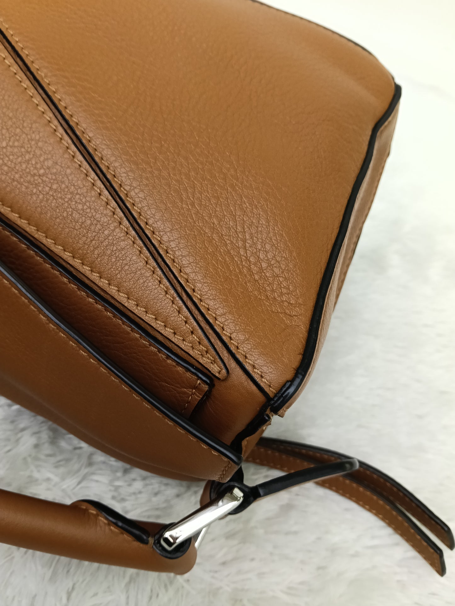 Loewe Puzzle Small Tan SHW 2020