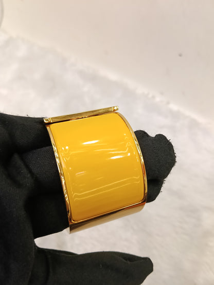 *NEW* Hermes Clic Clac XL Enamel Yellow GHW