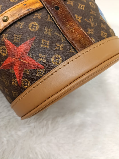 LV Duffle Transformed Monogram Time Trunk 2018