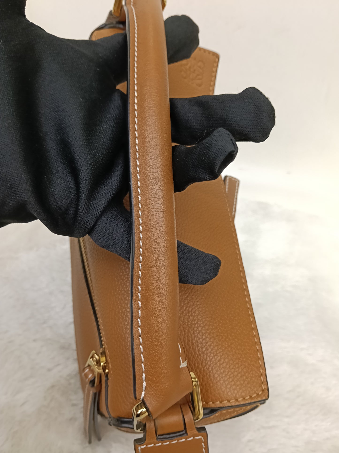 Loewe Puzzle Small Grained Light Caramel GHW 2019