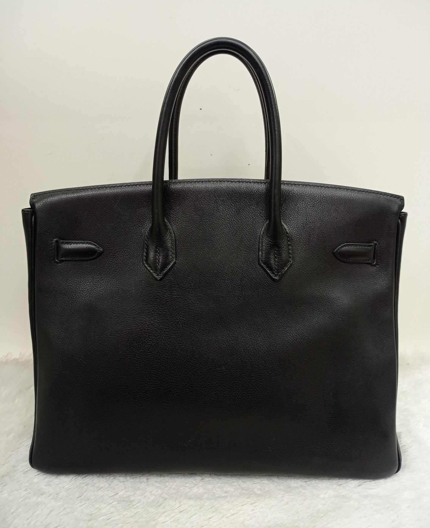 B35 Evercolour Black PHW #J square