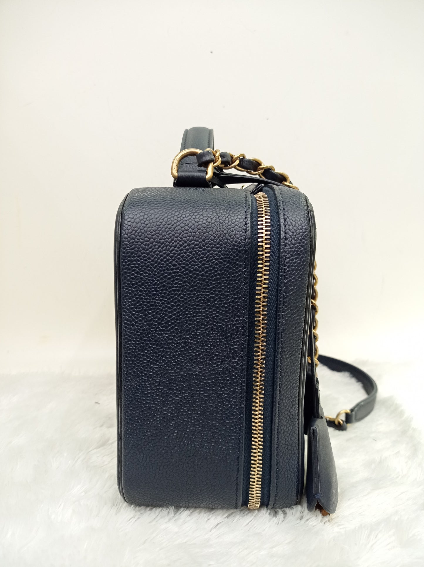 Chanel Filigree Vanity Case Large Caviar Navy GHW #27