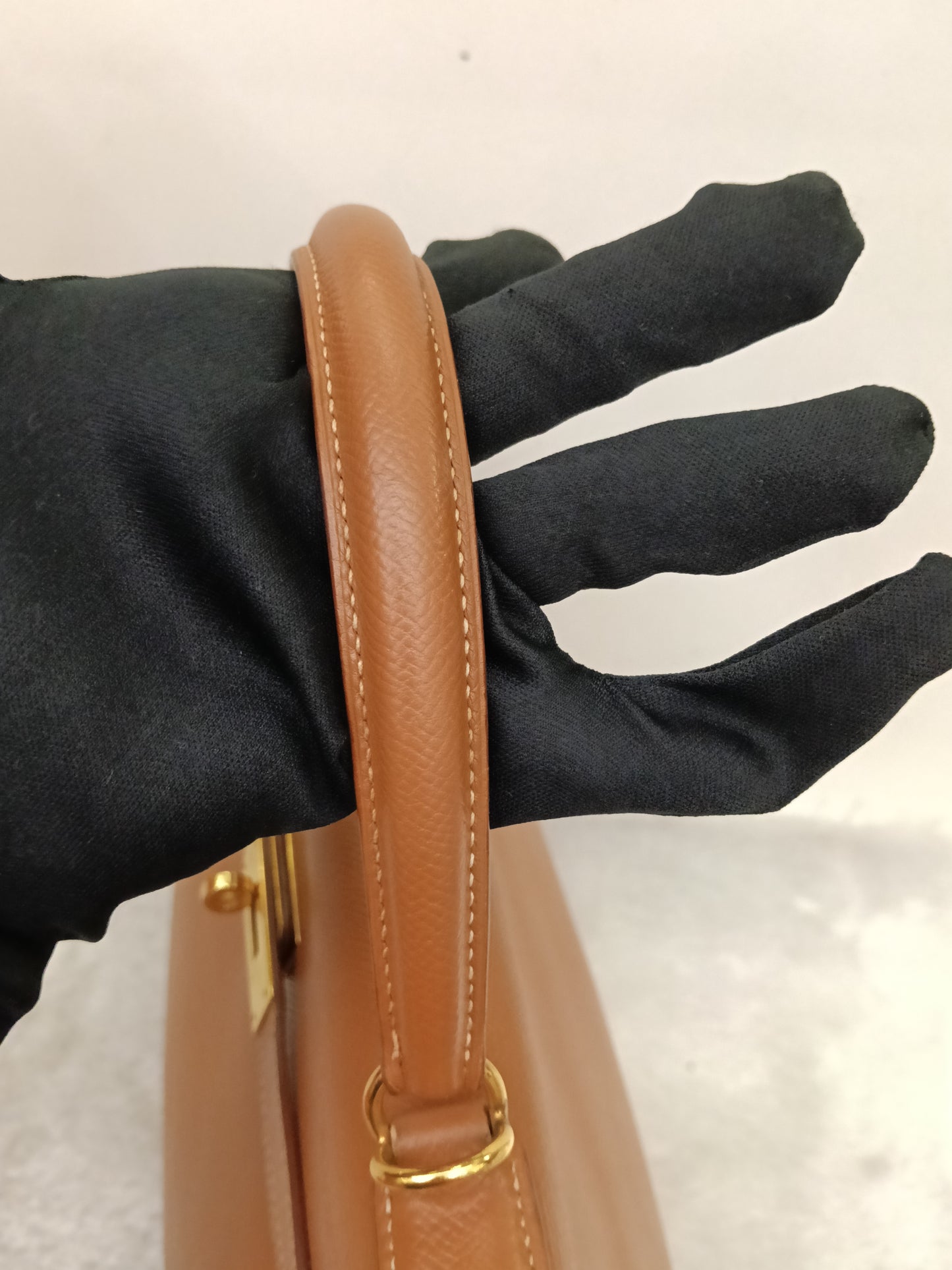 K35 Epsom Gold GHW #D square
