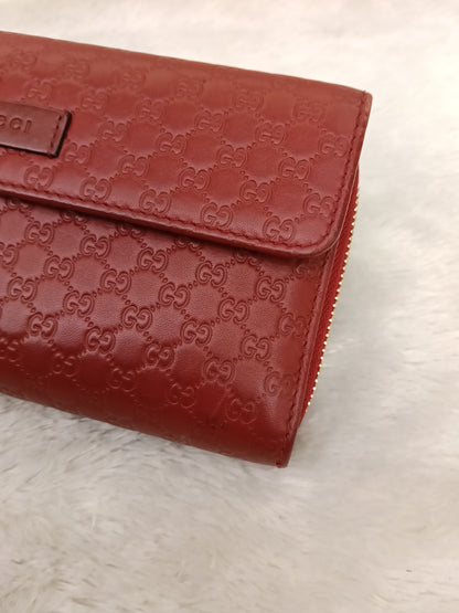 Gucci Bifold Wallet Zip Around Micro Guccissima Red GHW