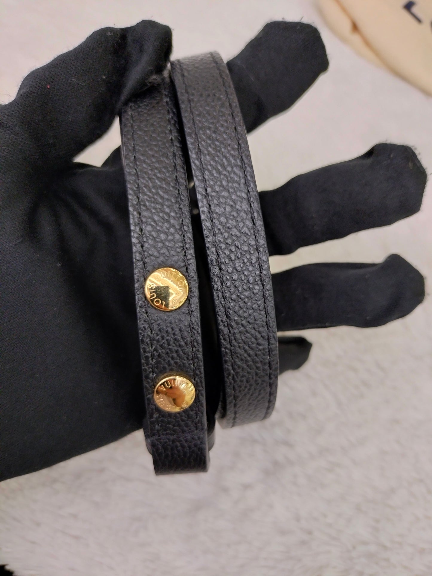 LV Neo Noe MM Monogram Empreinte Noir Creme (CHIP)