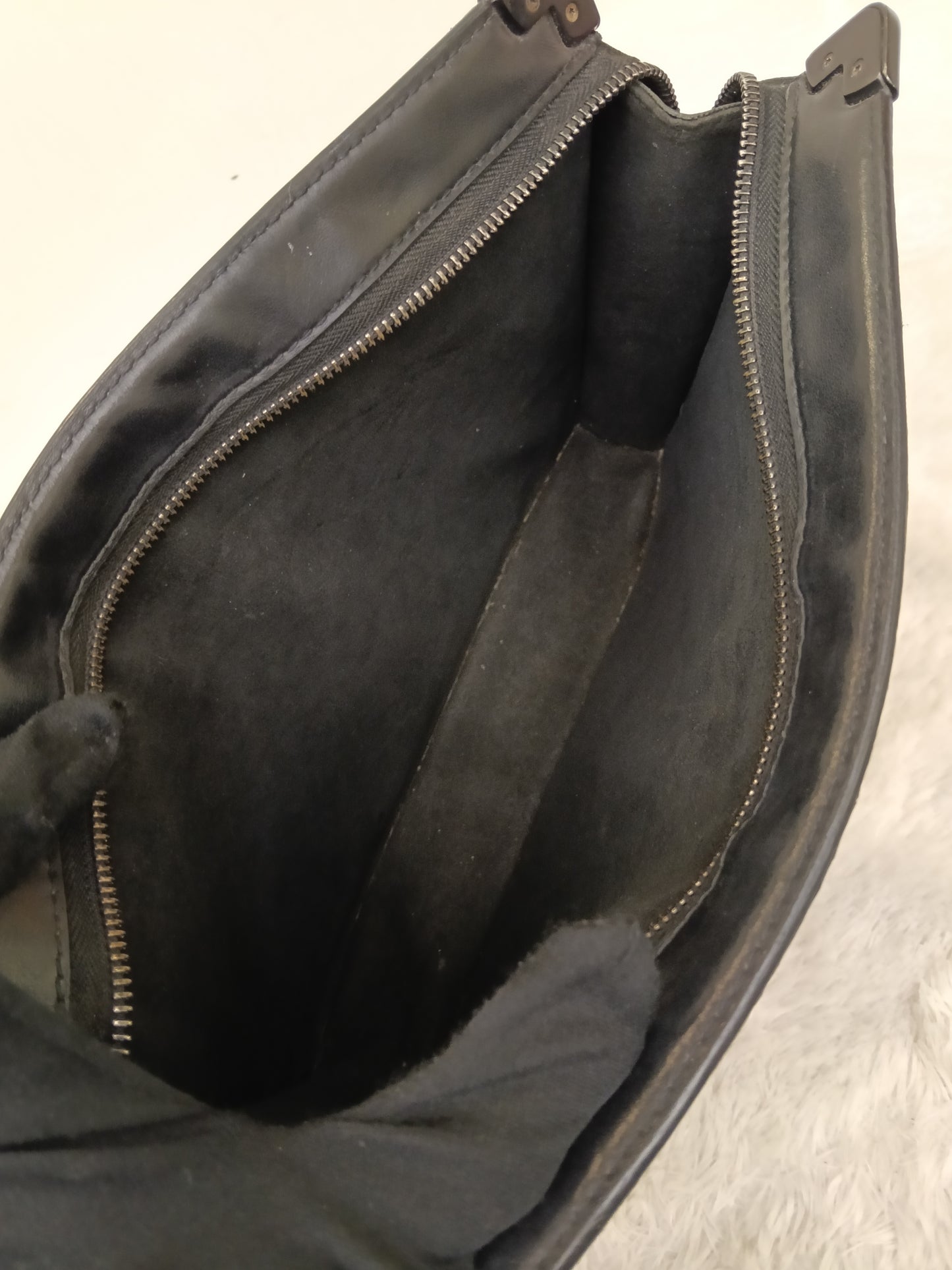 LV Pochette Trunk Monogram Eclipse (CHIP)