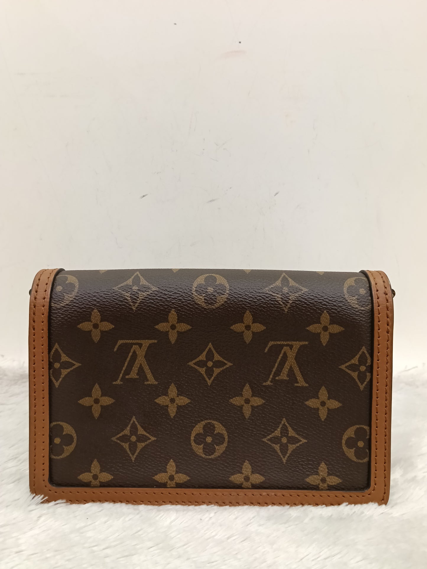 LV Portefeuille Dauphine Chain Monogram Reverse (CHIP)