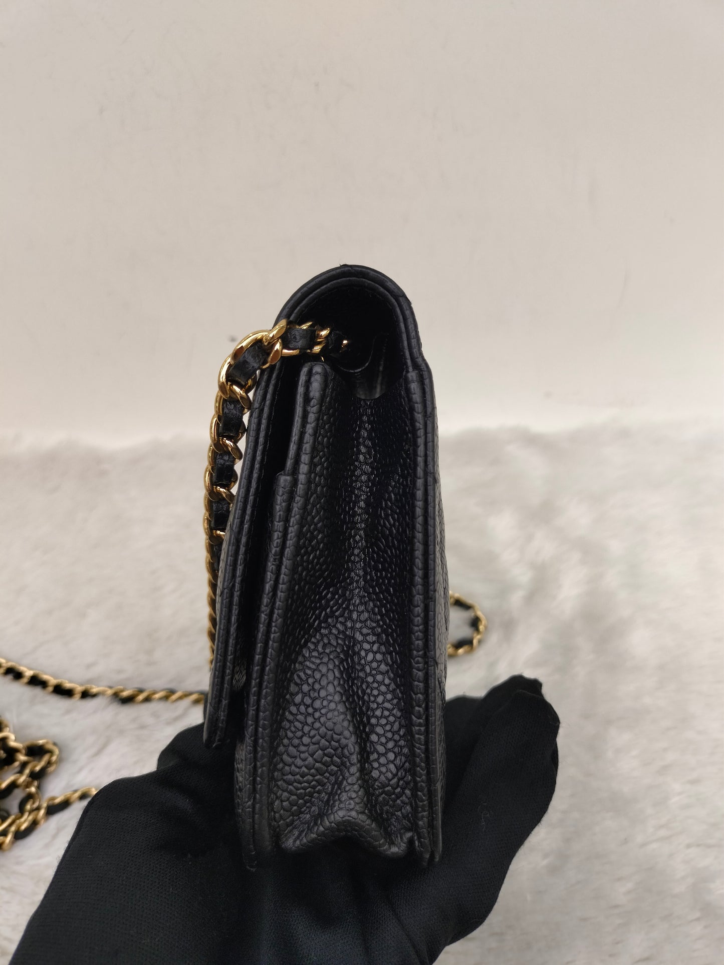 Chanel WOC Caviar Black GHW (CHIP)