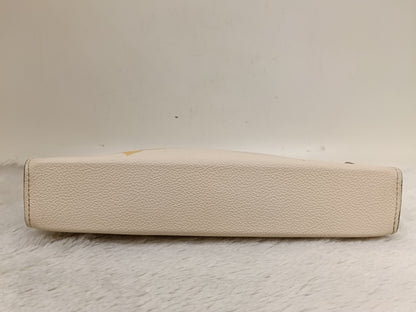 LV Pochette Toiletry 26 Monogram Giant Empreinte Pool Creme (CHIP)