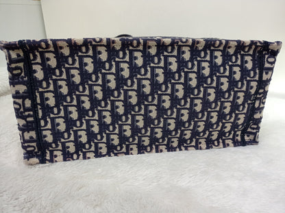 Dior Tote Book Medium Oblique Navy 2019