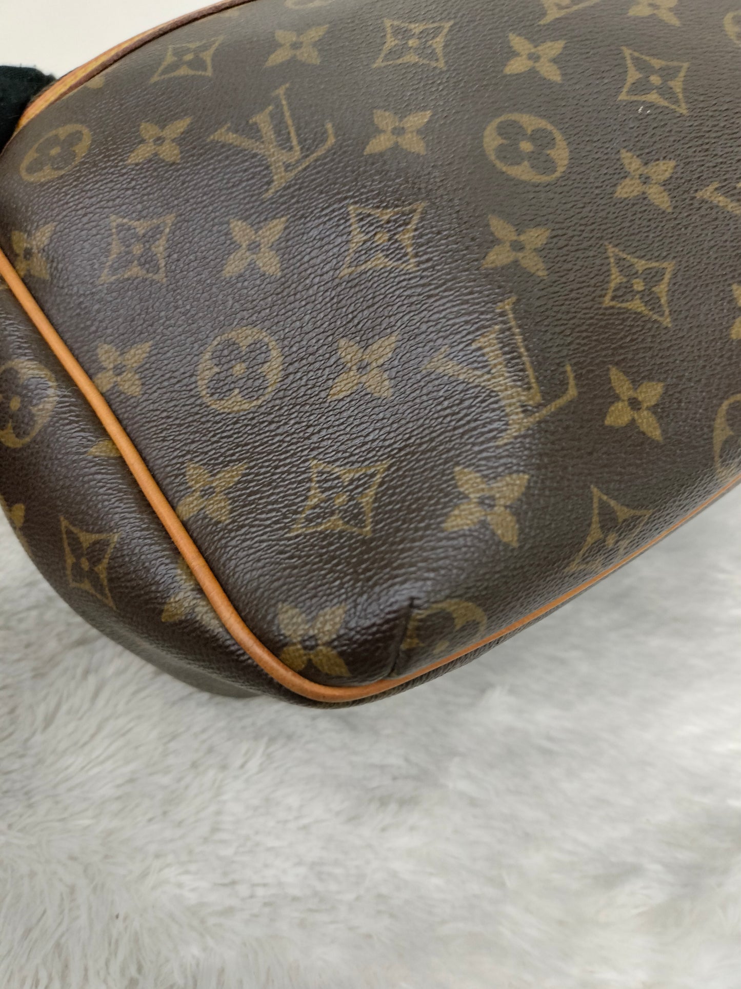 LV Tikal GM Monogram