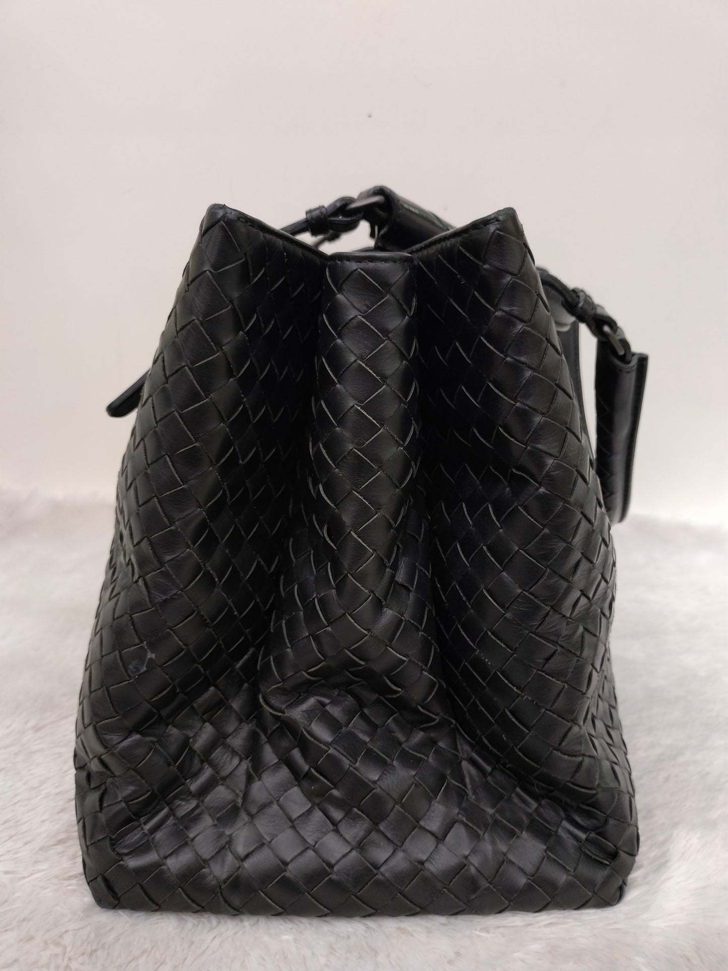Bottega Veneta Intrecciato Medium Roma Black RHW 2010