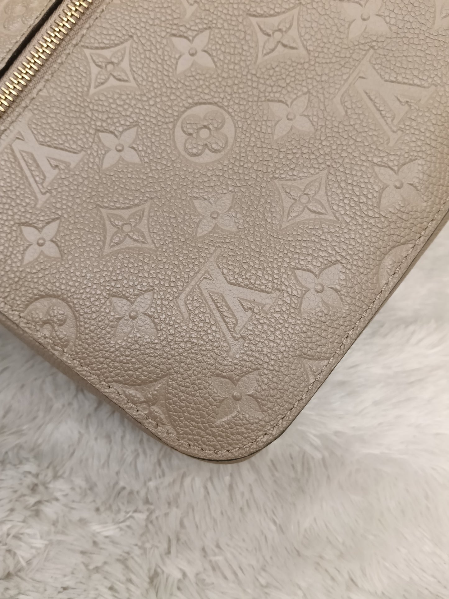 LV Metis Monogram Empreinte Tourterelle 2019