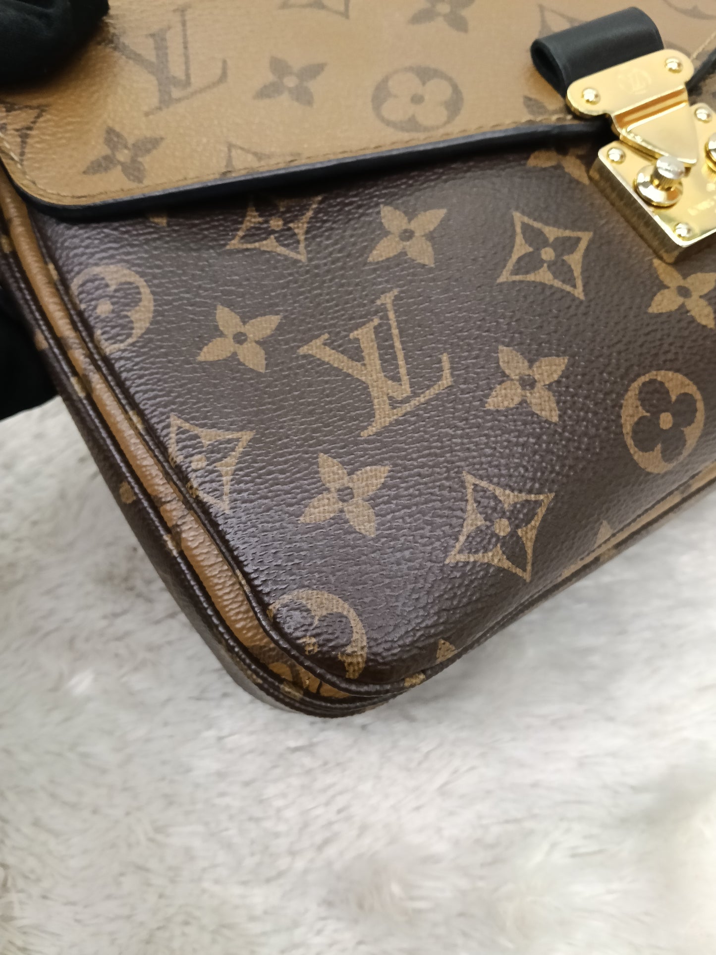 LV Metis Monogram Reverse 2018