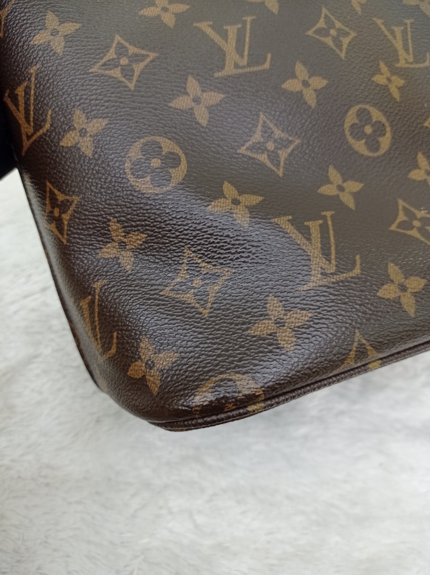 LV Lockit PM Monogram