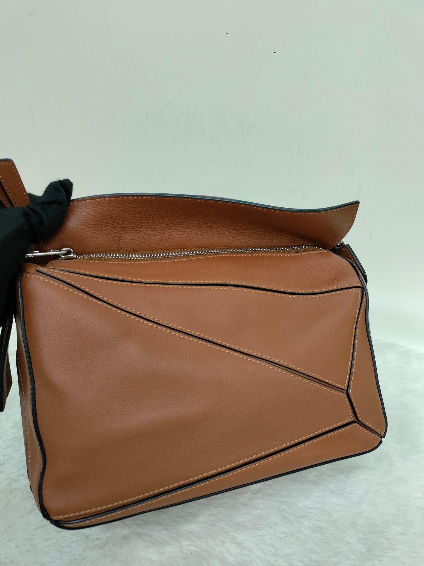 Loewe Puzzle Small Tan SHW 2019