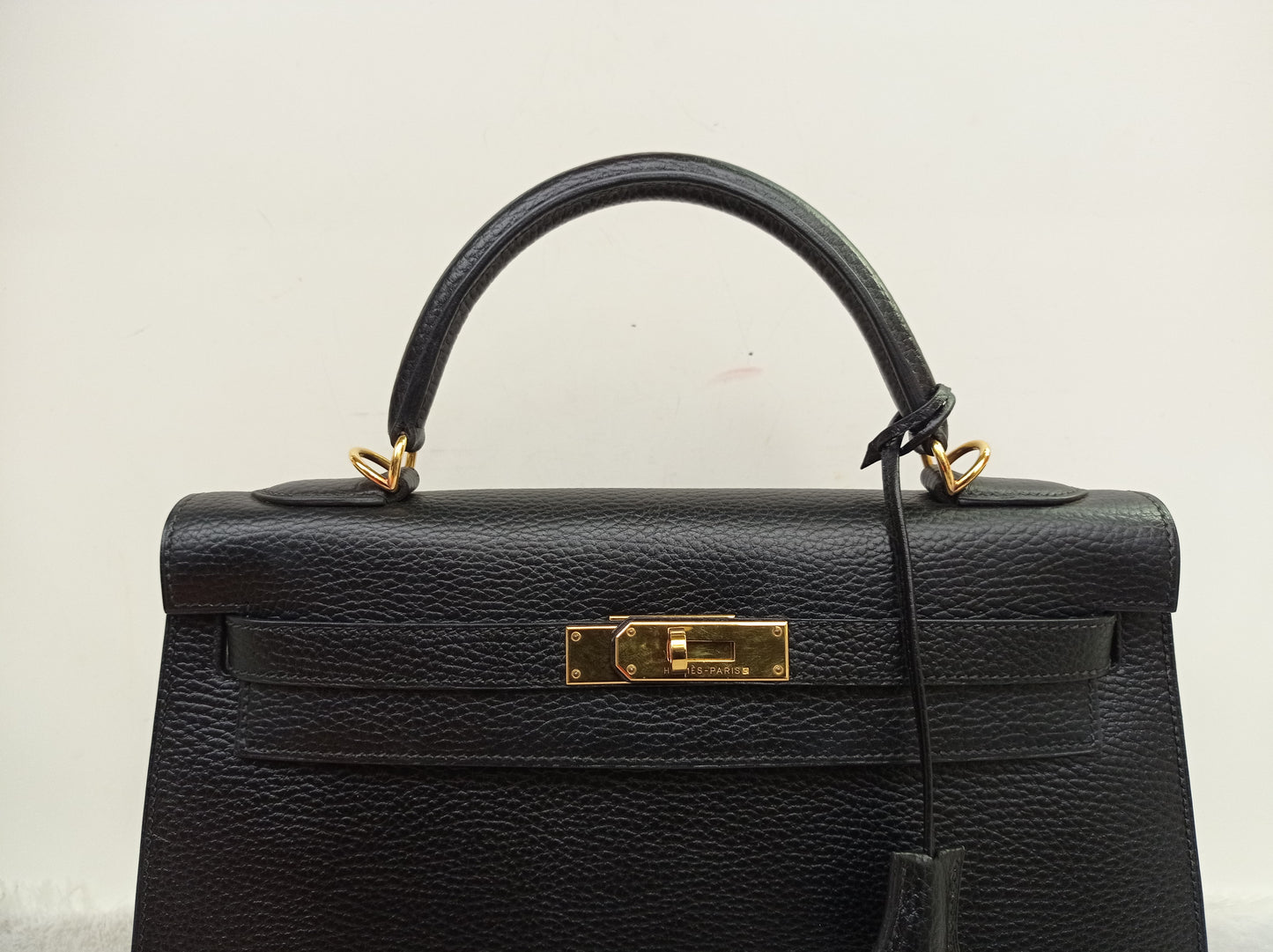 K32 Ardines Black GHW #E square