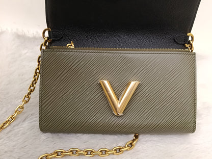 LV Twist Chain Wallet Monogram Kabuki 2017