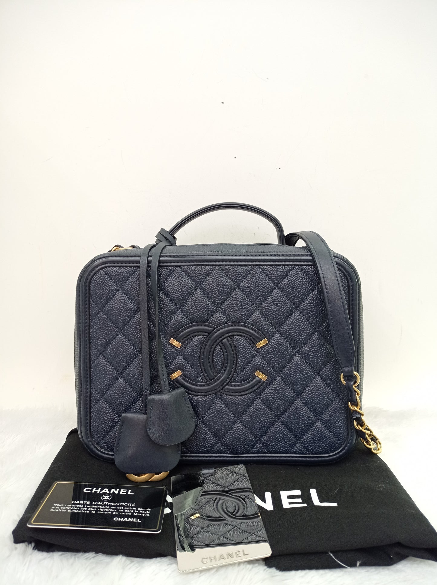 Chanel Filigree Vanity Case Large Caviar Navy GHW #27